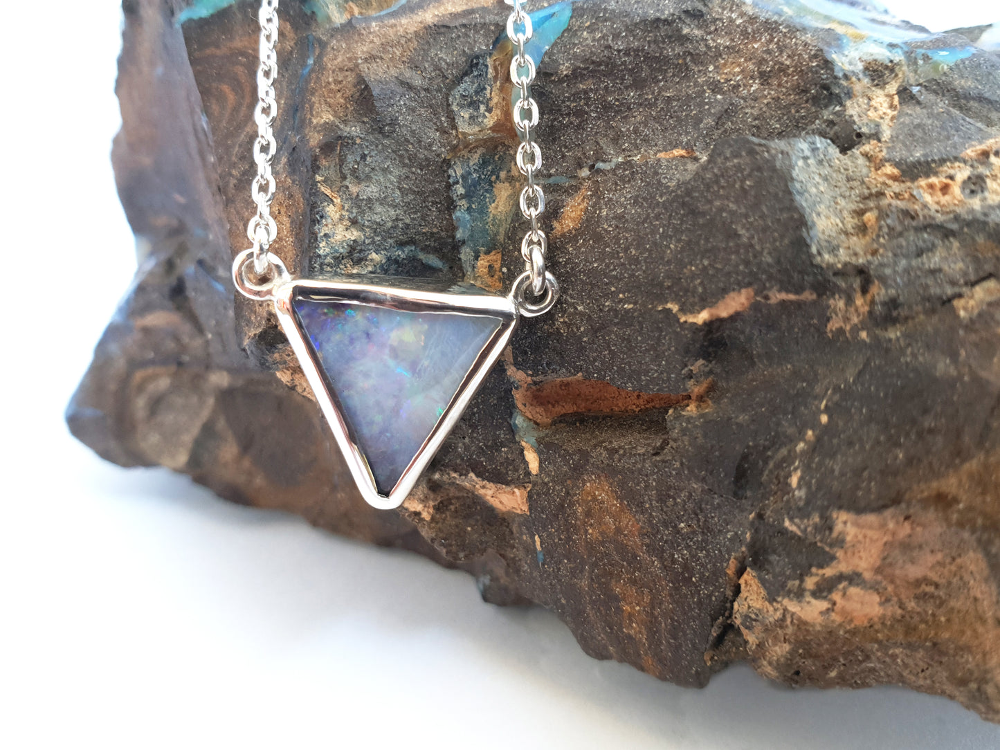 Australian made, and hand crafted for a unique style. Our products are all made with ethically sourced materials and handcrafted in our Brisbane studio. We offer free shipping globally.