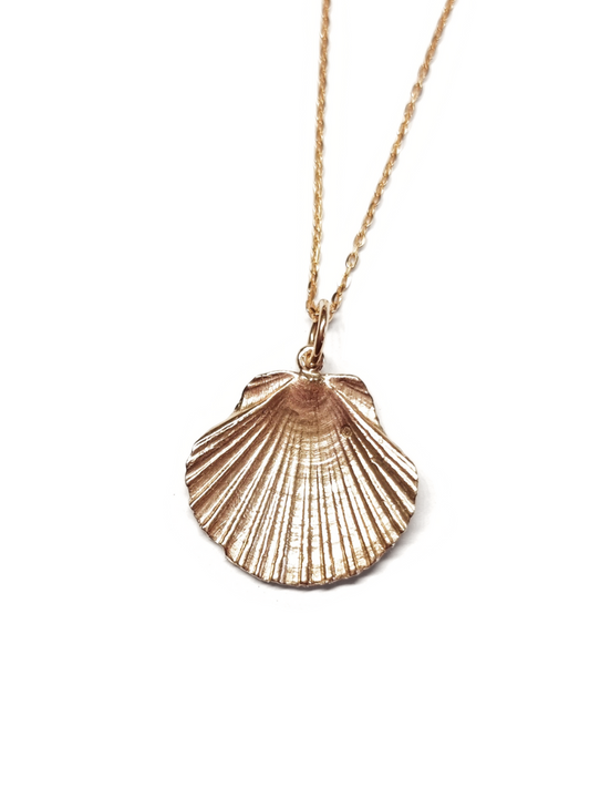 Fan Shell Pendant Yellow Gold