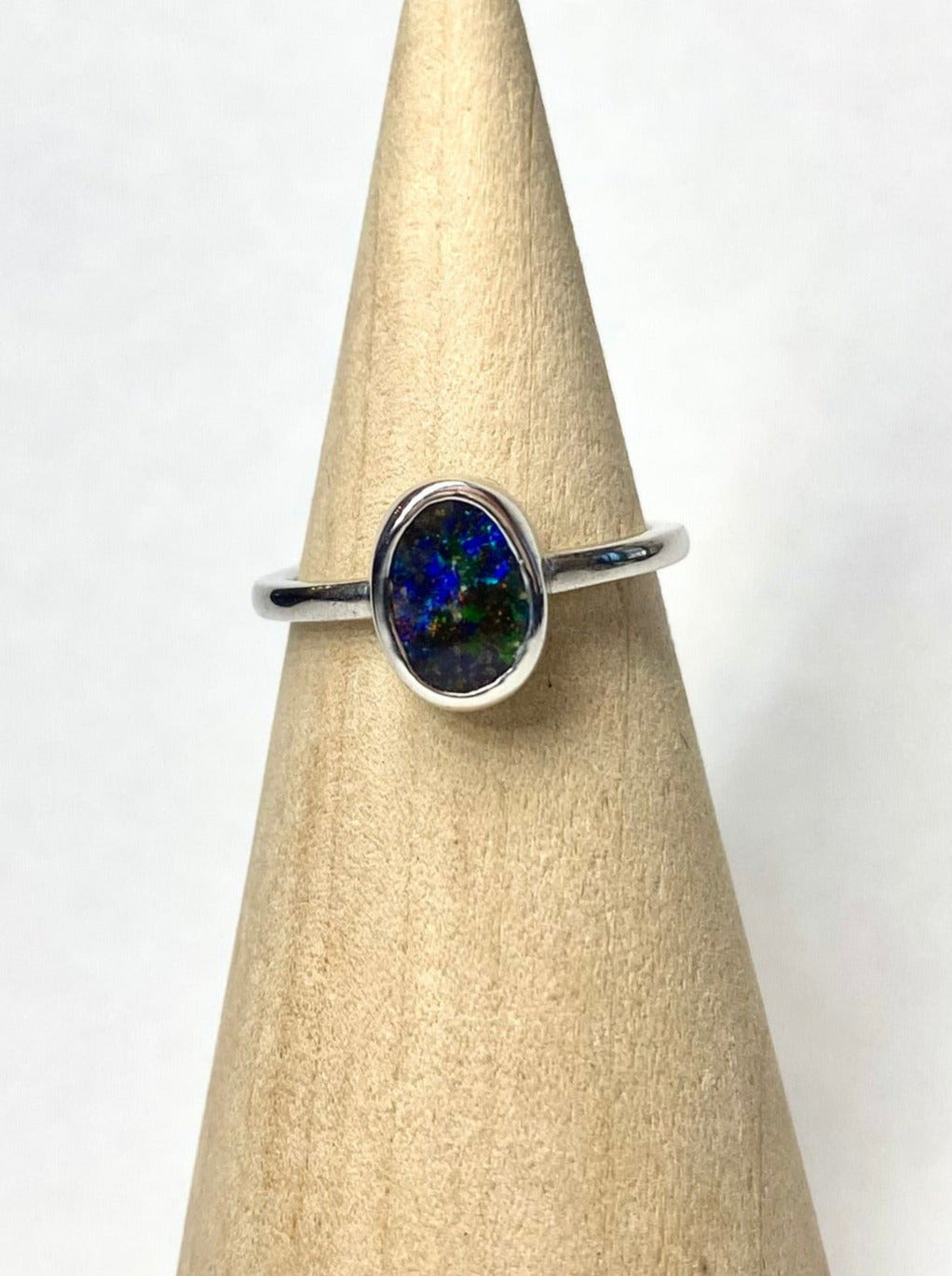 Bague Opale Bleu Poussière de Lune