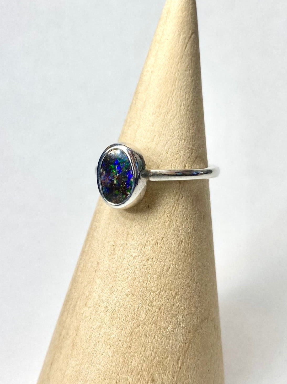 Bague Opale Bleu Poussière de Lune