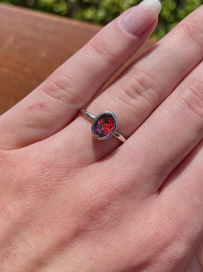 Bague Opale Rouge Poussière de Lune