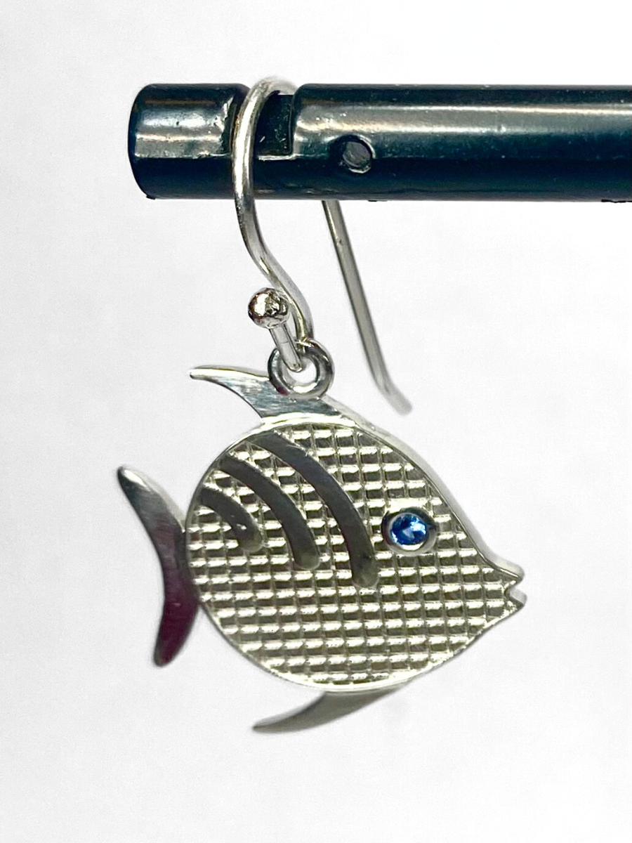 Swimmy Fish Sapphire Earrings