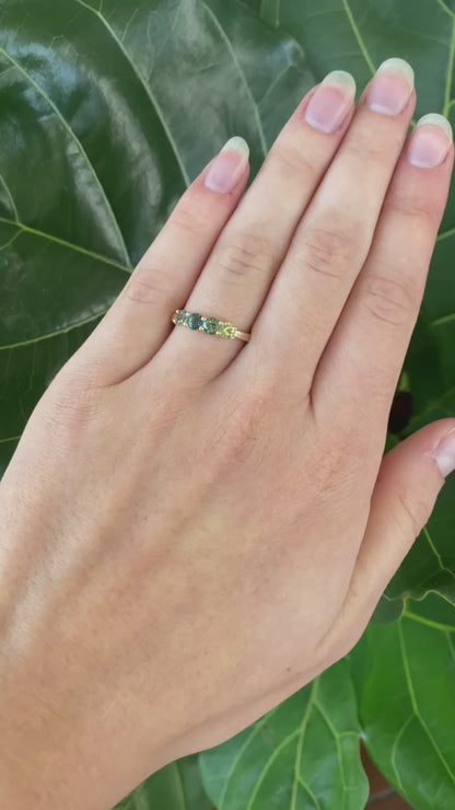 Eucalyptus Palette Sapphire Ring