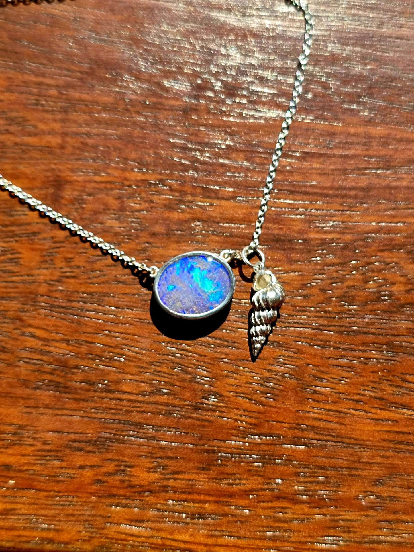 Pendentif en opale solide hublot océanique